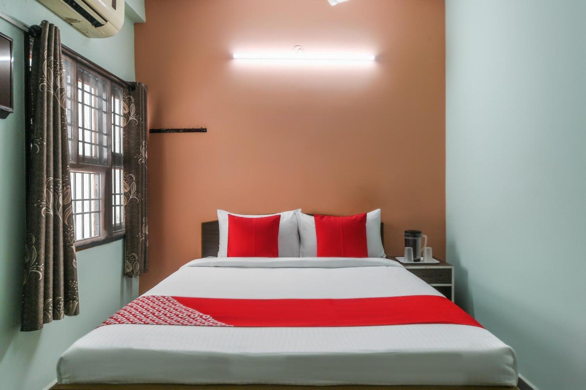Oyo Modern Guest House Chennai Eksteriør billede