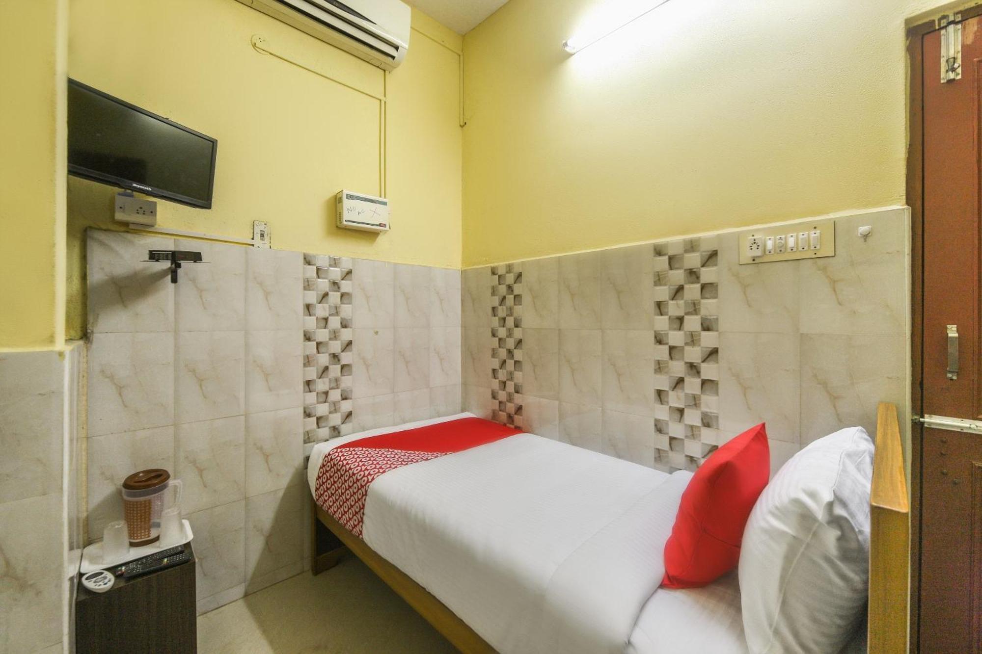 Oyo Modern Guest House Chennai Eksteriør billede